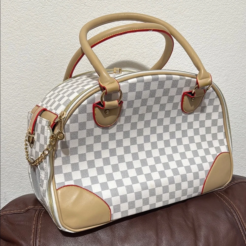 Checkered Beige Pet Bag